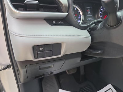 2020 Toyota Highlander L