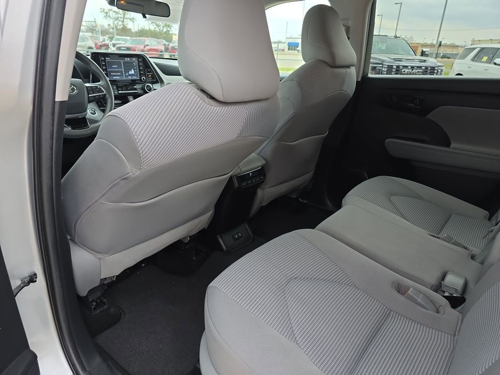 2020 Toyota Highlander L