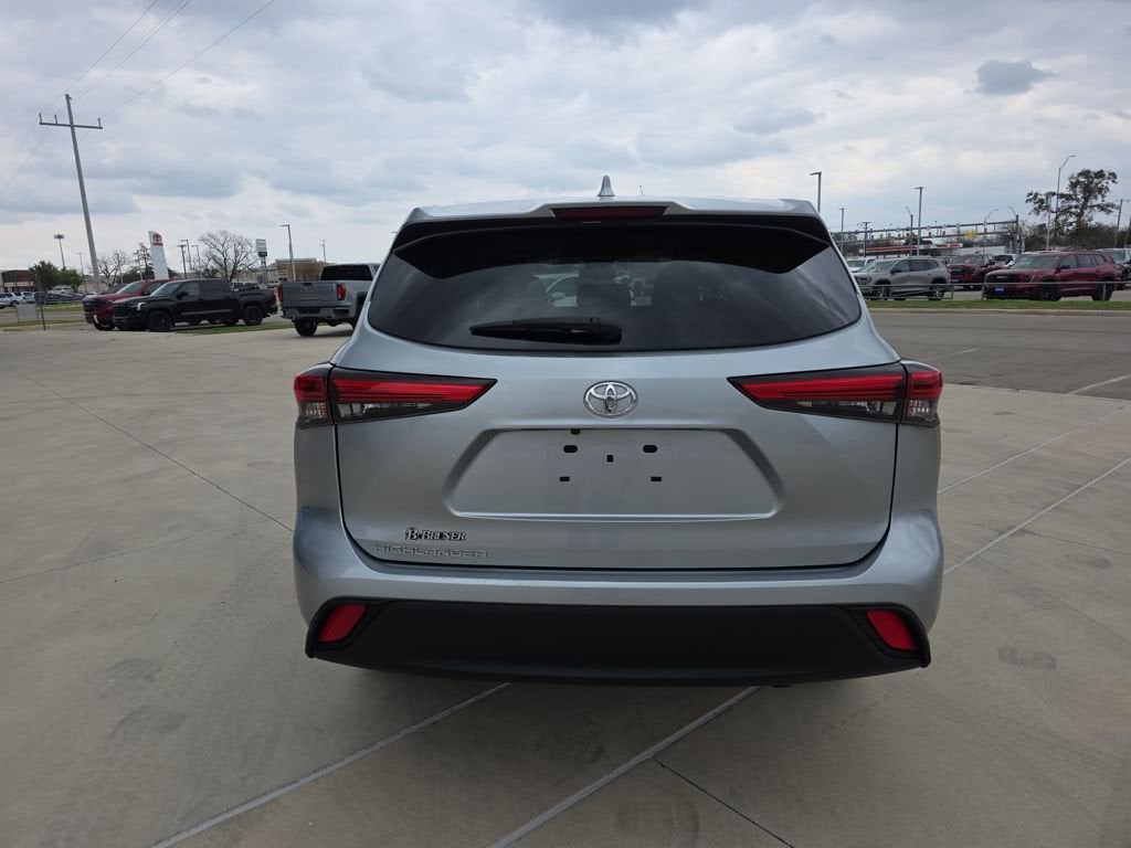 2020 Toyota Highlander L