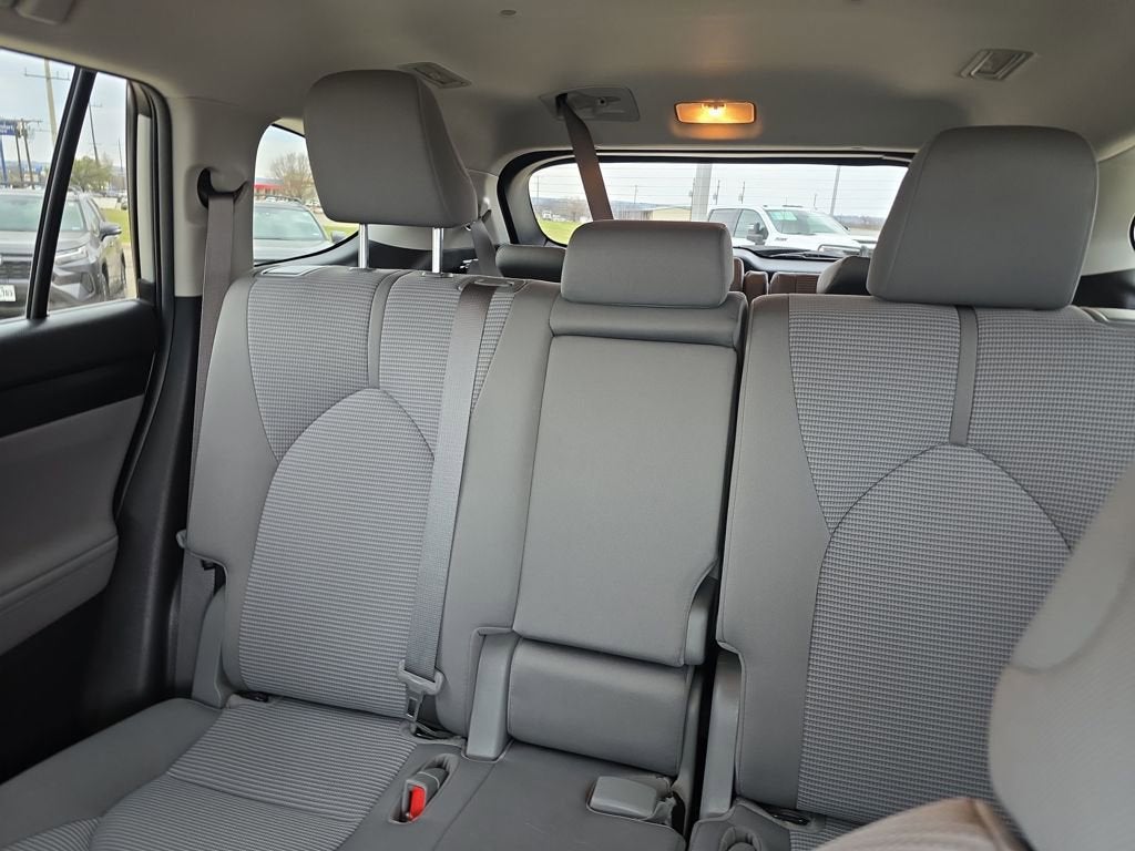 2020 Toyota Highlander L