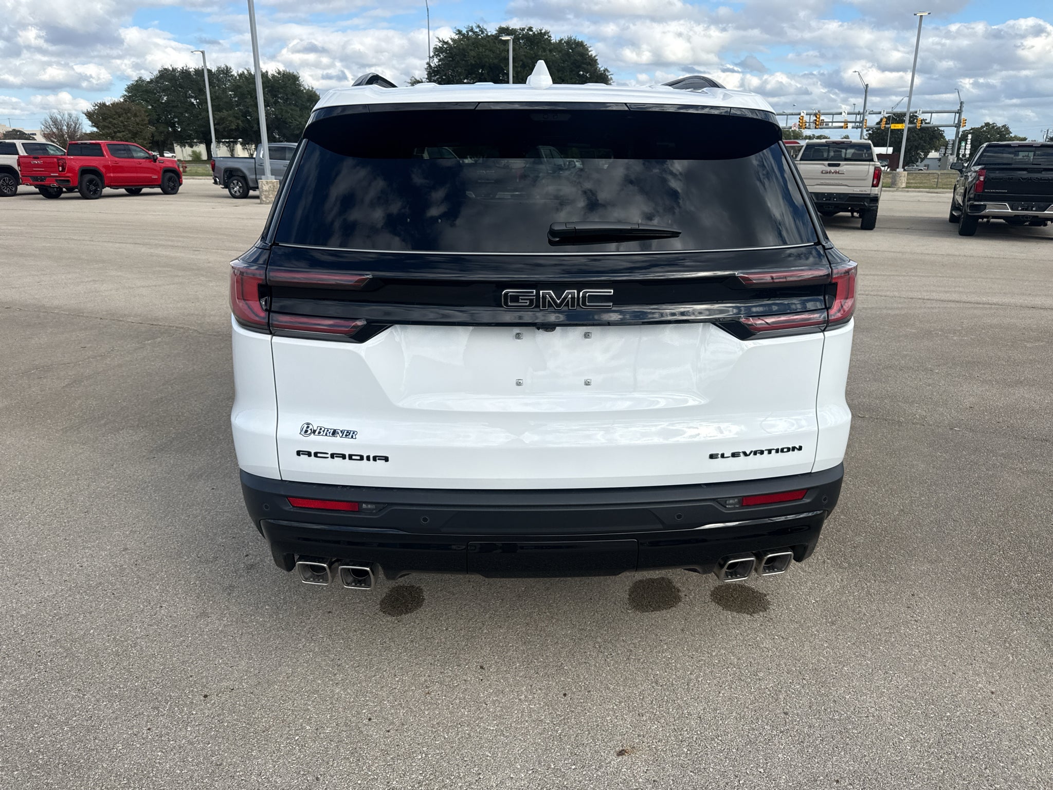 2027 GMC Acadia Elevation