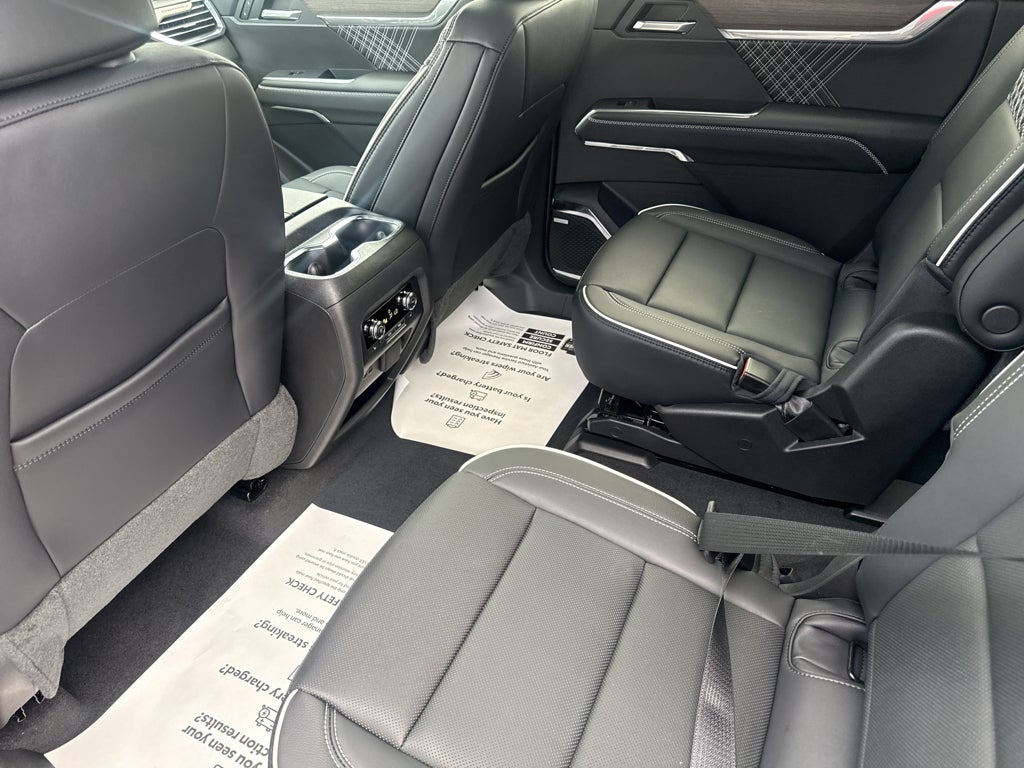 2027 GMC Acadia Denali