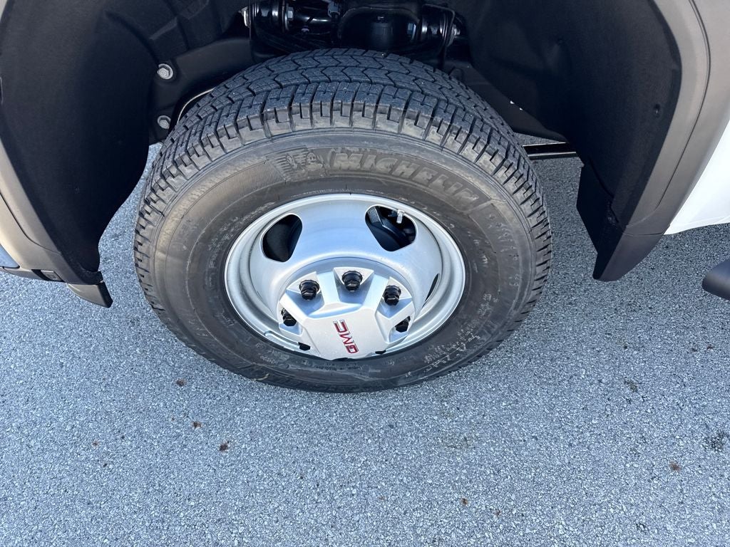 2026 GMC Sierra 3500 HD Pro DRW