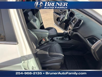 2021 Jeep Cherokee Latitude Lux FWD