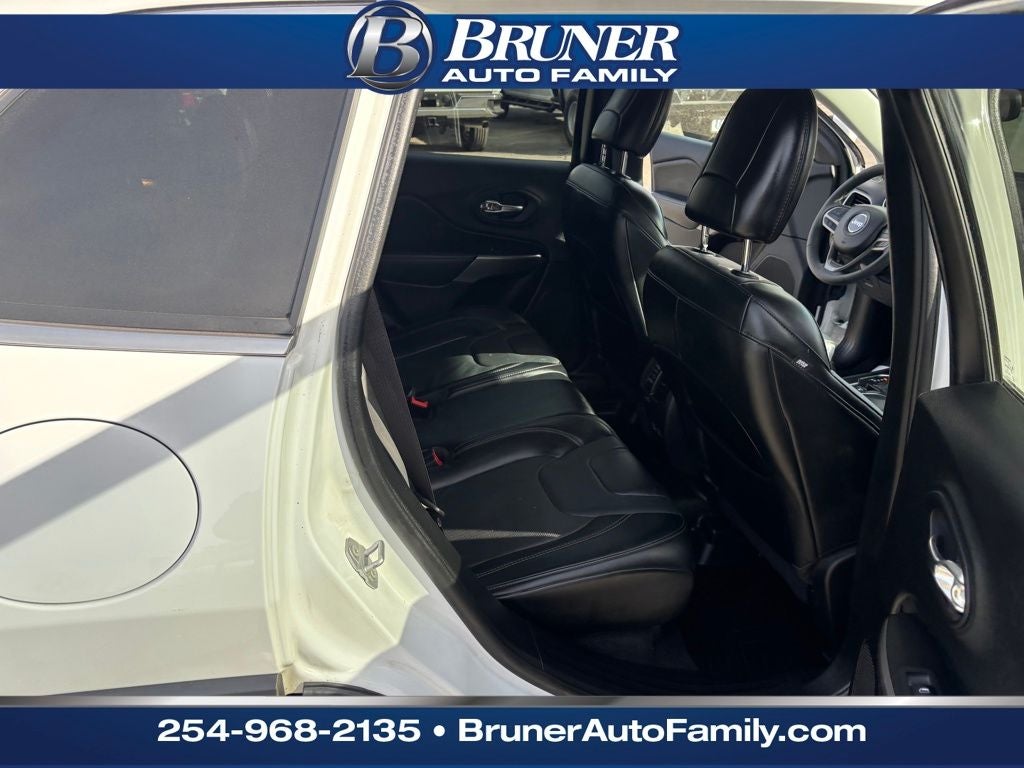 2021 Jeep Cherokee Latitude Lux FWD