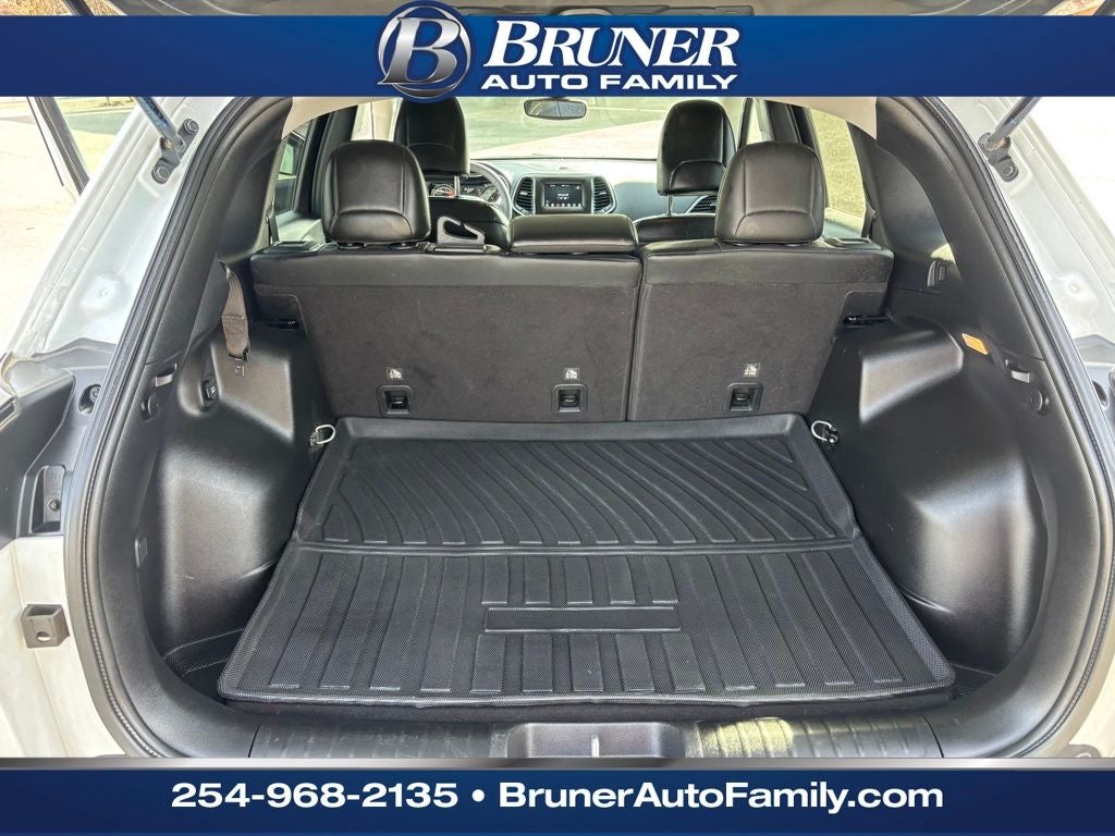 2021 Jeep Cherokee Latitude Lux FWD