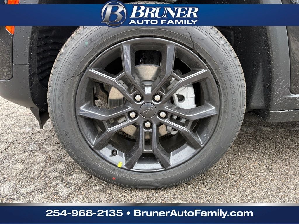 2025 Jeep Grand Cherokee GRAND CHEROKEE LIMITED 4X4