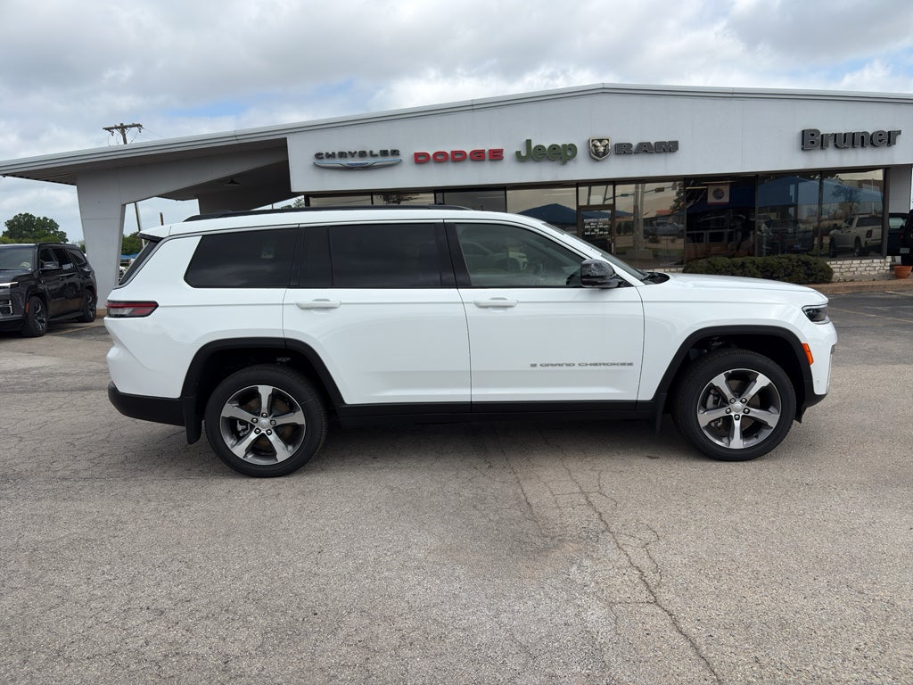 2026 Jeep Grand Cherokee GRAND CHEROKEE L LIMITED 4X2