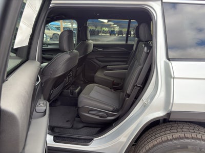 2026 Jeep Grand Cherokee GRAND CHEROKEE L LAREDO 4X4
