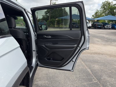 2026 Jeep Grand Cherokee GRAND CHEROKEE L LAREDO 4X4
