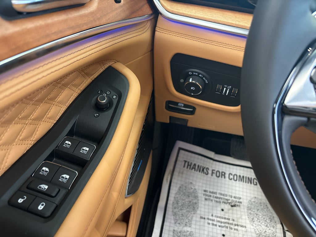 2026 Jeep Grand Cherokee GRAND CHEROKEE L SUMMIT 4X4