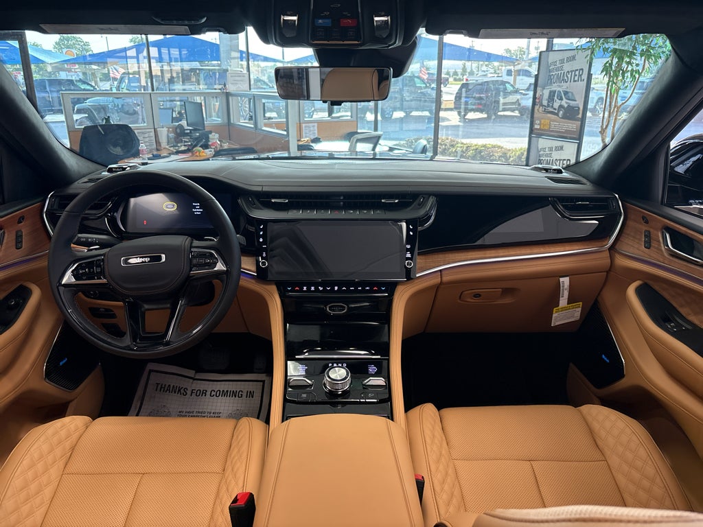 2026 Jeep Grand Cherokee GRAND CHEROKEE L SUMMIT 4X4