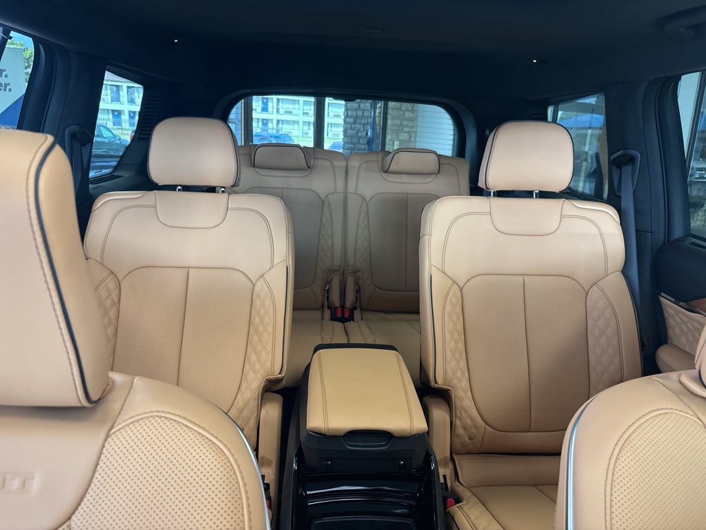 2026 Jeep Grand Cherokee GRAND CHEROKEE L SUMMIT 4X4
