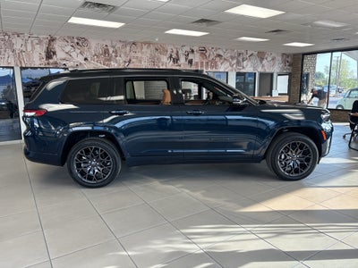 2026 Jeep Grand Cherokee GRAND CHEROKEE L SUMMIT 4X4