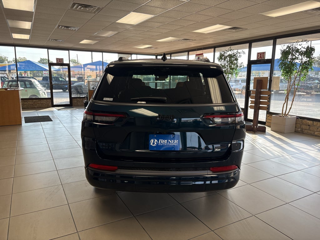 2026 Jeep Grand Cherokee GRAND CHEROKEE L SUMMIT 4X4