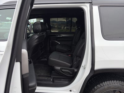 2026 Jeep Grand Wagoneer GRAND WAGONEER UPLAND 4X4