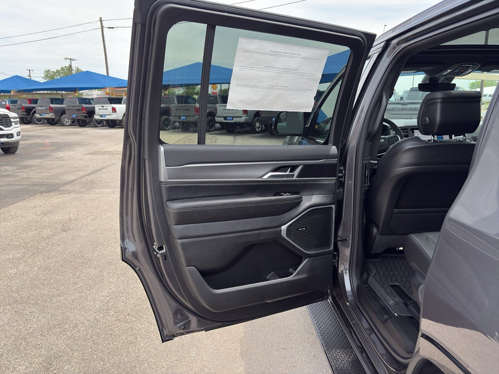2026 Jeep Grand Wagoneer GRAND WAGONEER UPLAND 4X4