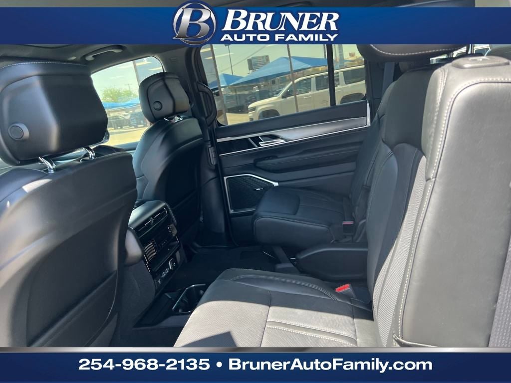 2025 Jeep Wagoneer WAGONEER CARBIDE 4X4