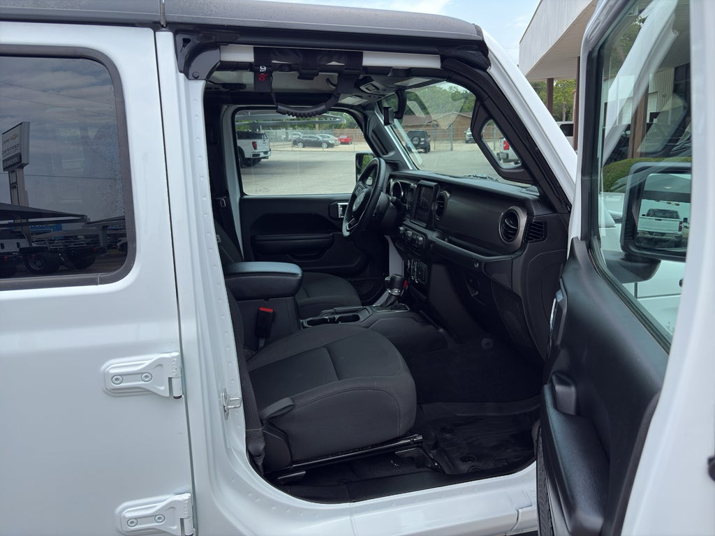 2021 Jeep Gladiator Willys 4x4