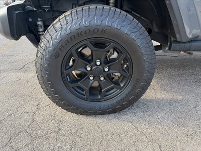 2021 Jeep Gladiator Willys Sport 4x4