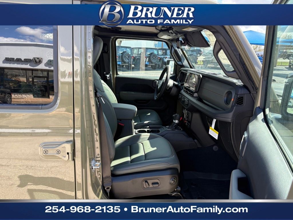 2026 Jeep Gladiator GLADIATOR MOJAVE X 4X4