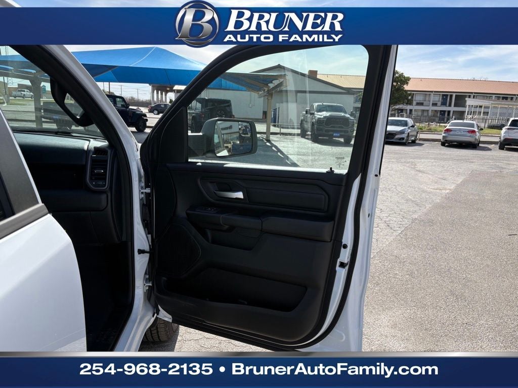 2026 RAM Ram 1500 RAM 1500 TRADESMAN QUAD CAB 4X2 6'4' BOX