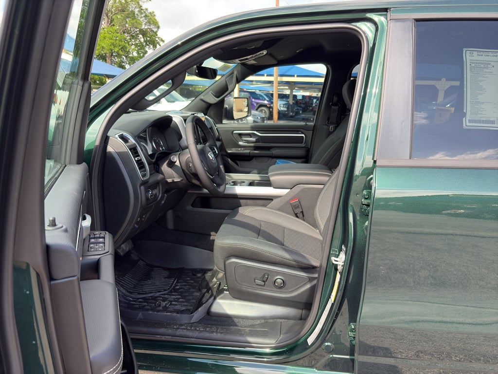 2026 RAM 1500 RAM 1500 LONE STAR CREW CAB 4X4 5'7' BOX