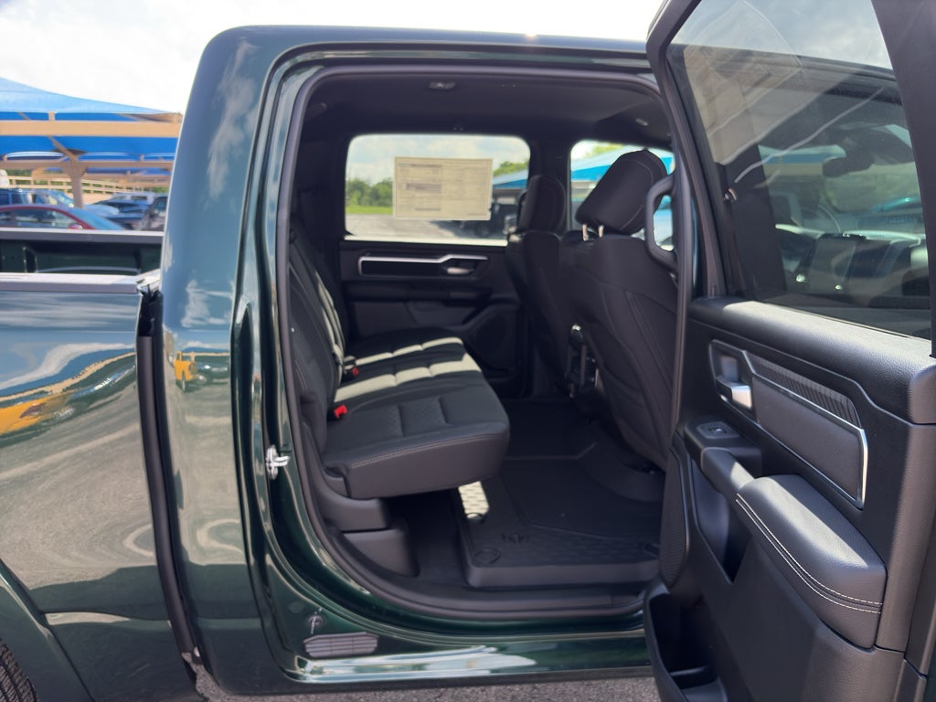 2026 RAM 1500 RAM 1500 LONE STAR CREW CAB 4X4 5'7' BOX