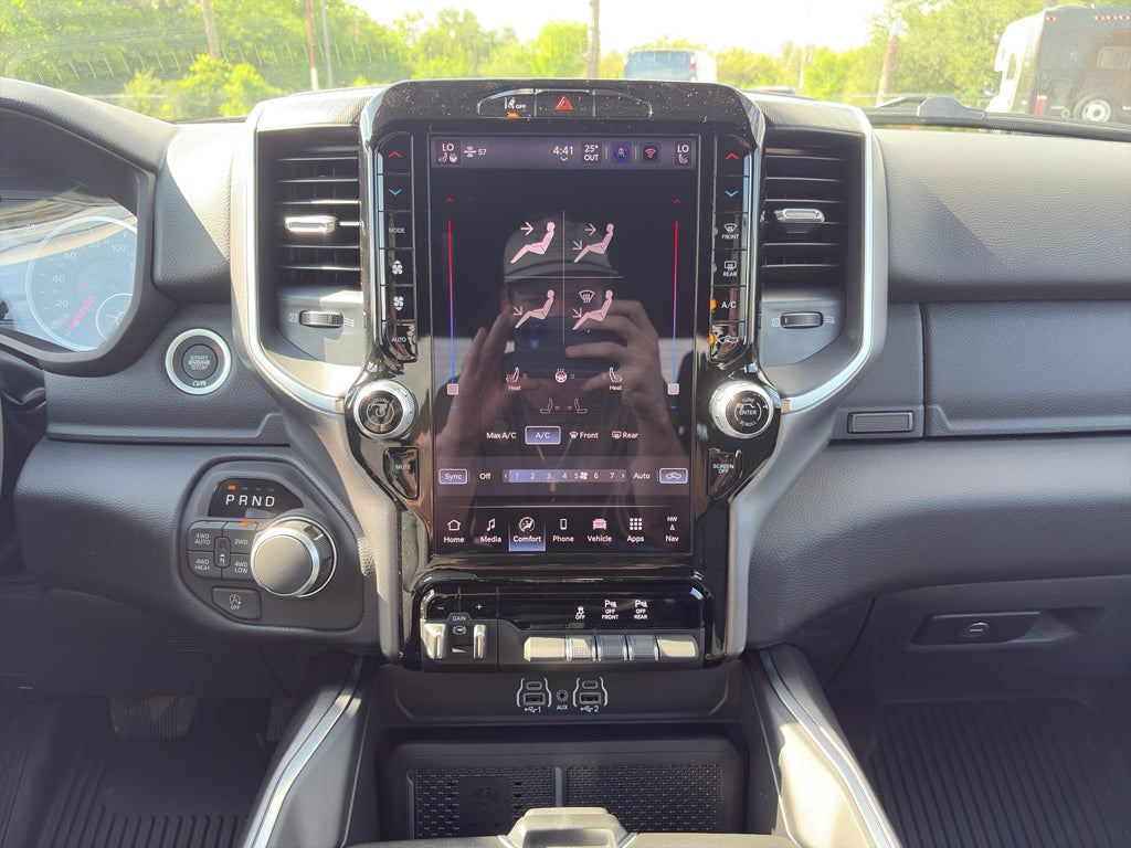 2026 RAM 1500 RAM 1500 LONE STAR CREW CAB 4X4 5'7' BOX