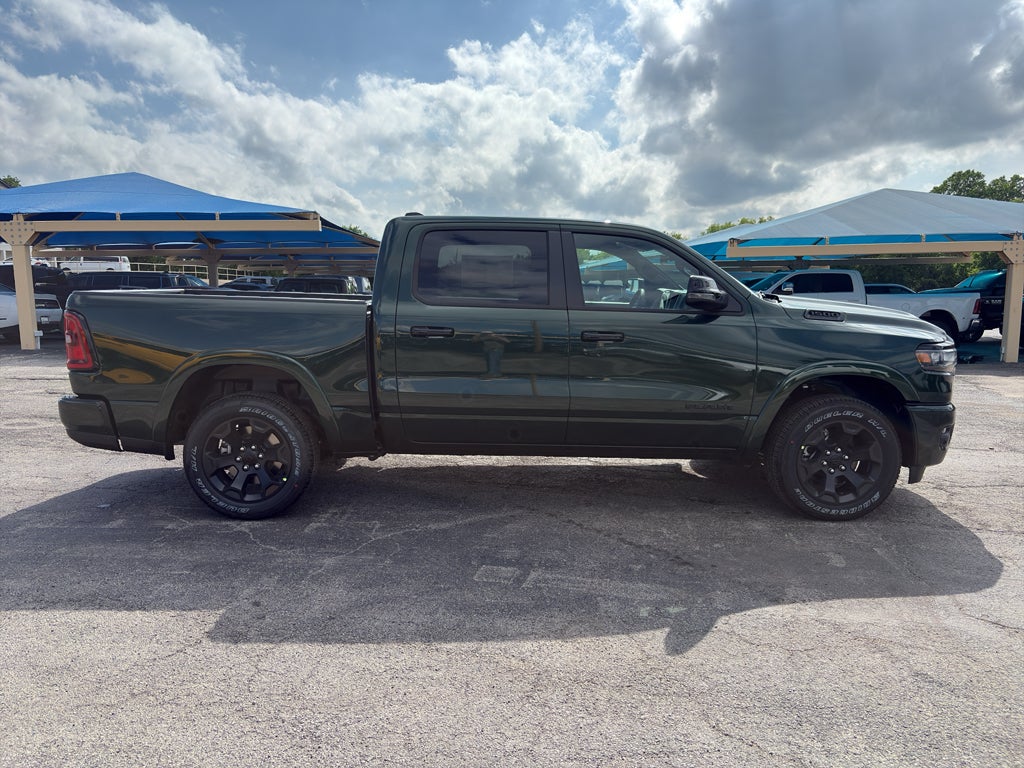 2026 RAM 1500 RAM 1500 LONE STAR CREW CAB 4X4 5'7' BOX