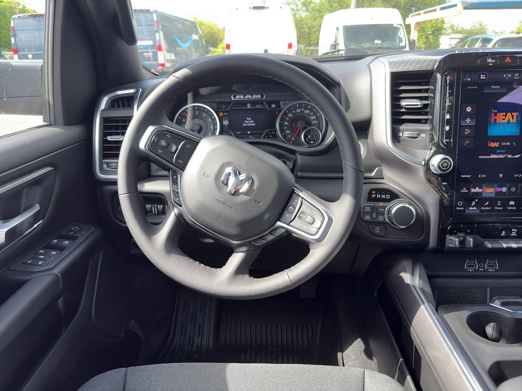 2026 RAM Ram 1500 RAM 1500 LONE STAR CREW CAB 4X4 5'7' BOX