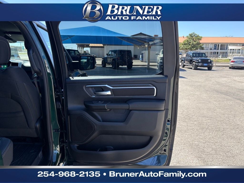 2026 RAM Ram 1500 RAM 1500 LONE STAR CREW CAB 4X4 5'7' BOX