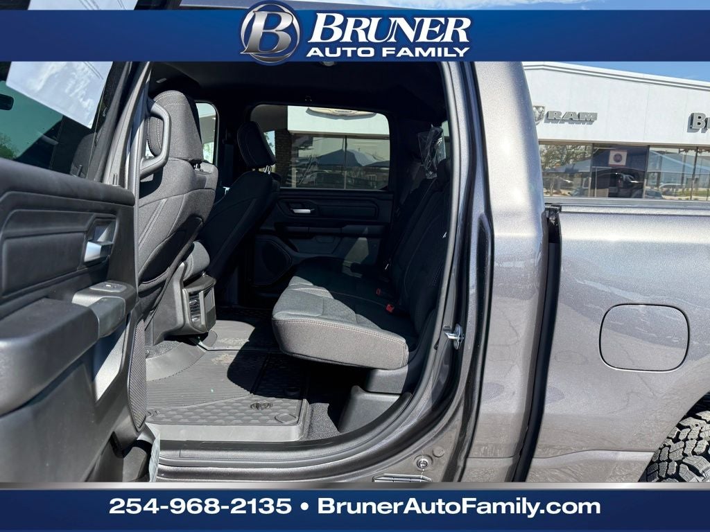 2026 RAM Ram 1500 RAM 1500 WARLOCK CREW CAB 4X4 5'7' BOX