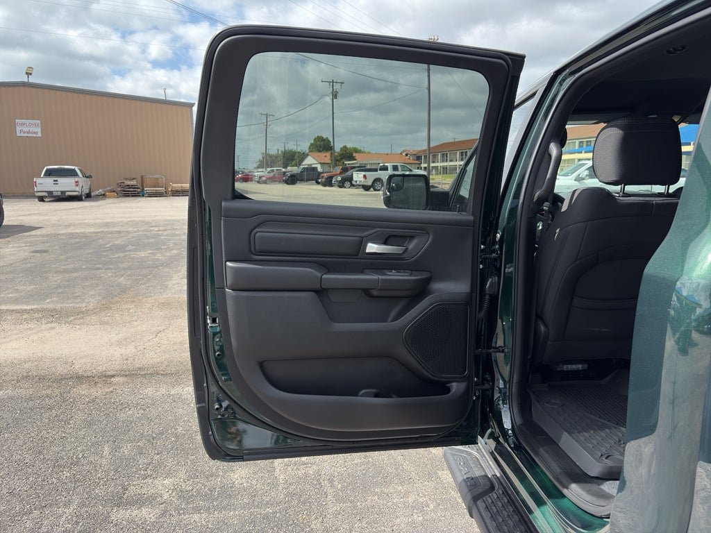 2026 RAM Ram 1500 RAM 1500 WARLOCK CREW CAB 4X4 5'7' BOX