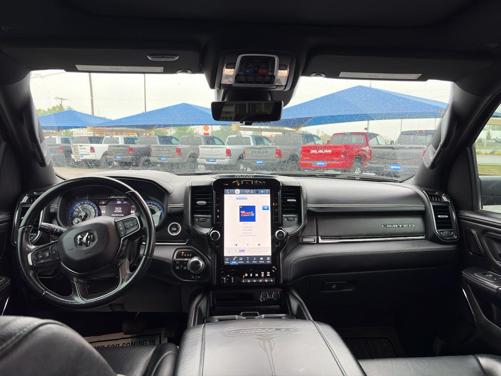 2022 RAM 1500 Limited Crew Cab 4x4 5'7' Box