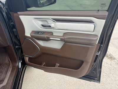 2025 RAM 1500 Laramie Crew Cab 4x4 5'7' Box