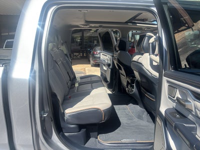 2025 RAM 1500 Tungsten Crew Cab 4x4 5'7' Box