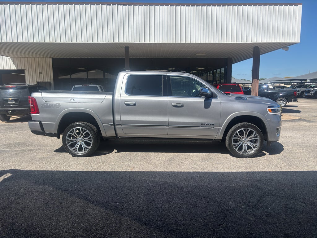 2025 RAM 1500 Tungsten Crew Cab 4x4 5'7' Box