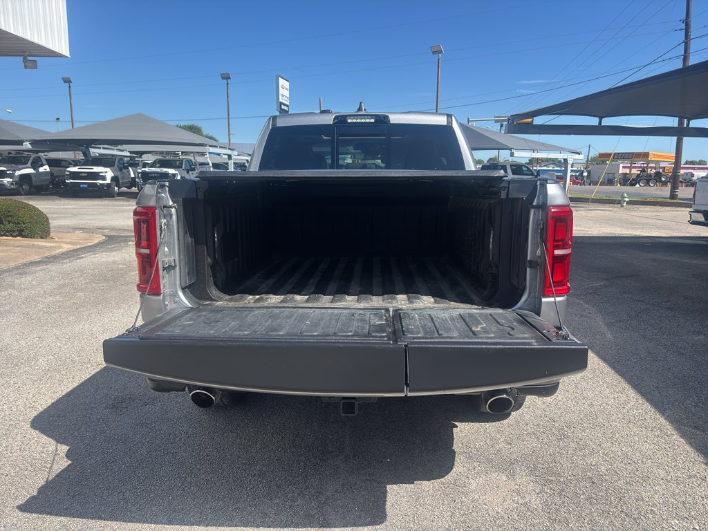 2025 RAM 1500 Tungsten Crew Cab 4x4 5'7' Box