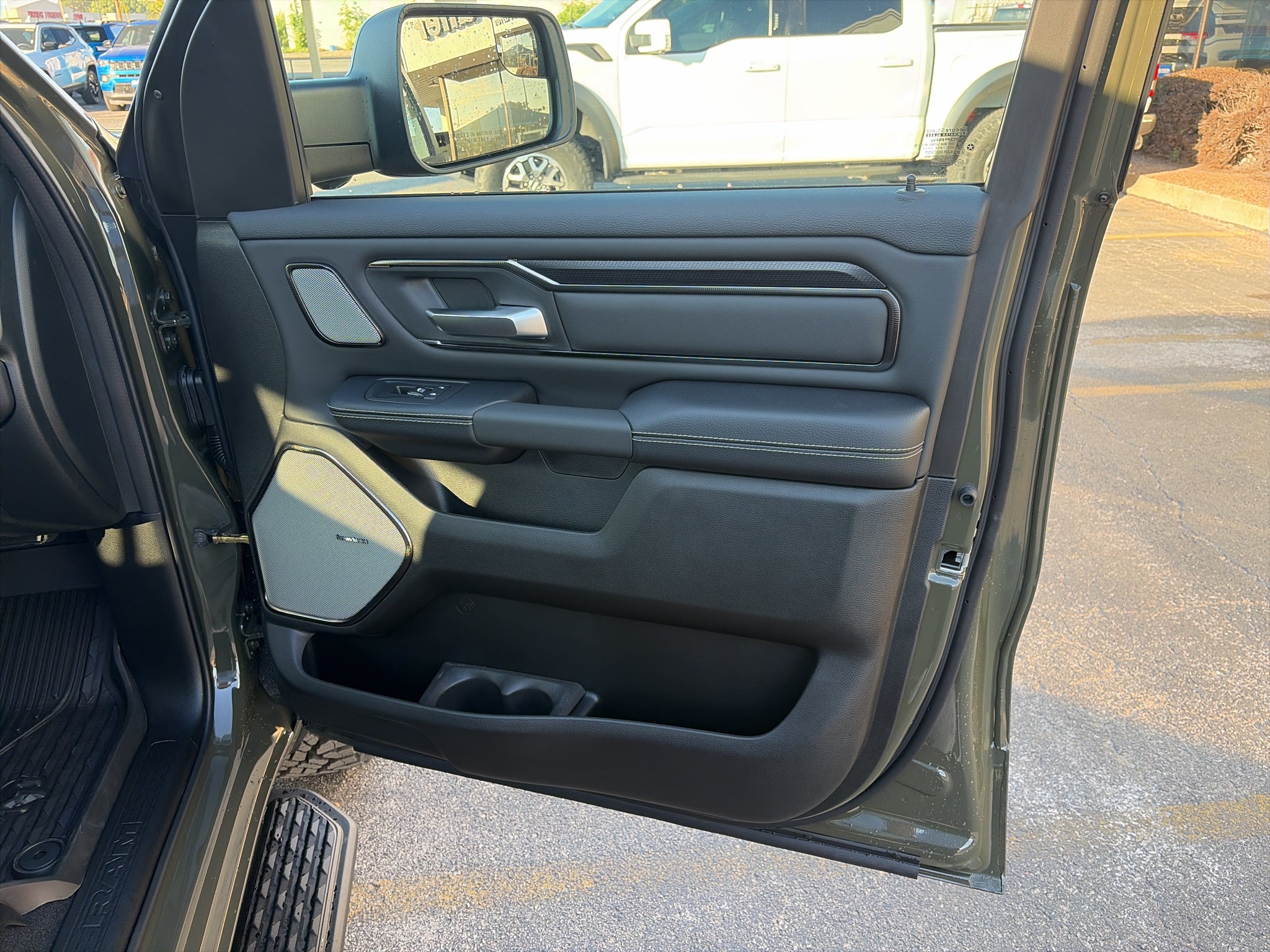 2027 RAM Ram 1500 RAM 1500 REBEL CREW CAB 4X4 5'7' BOX