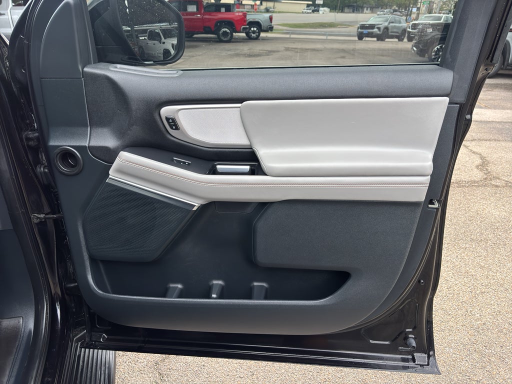 2025 Ford Expedition Active MAX
