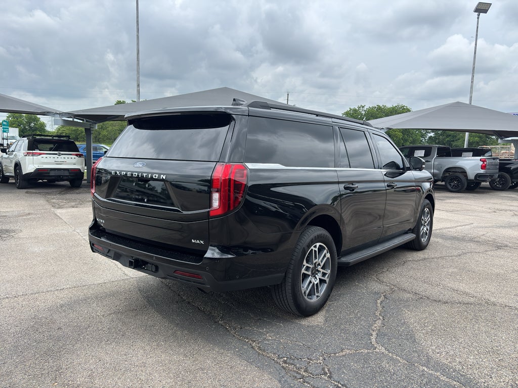 2025 Ford Expedition Active MAX
