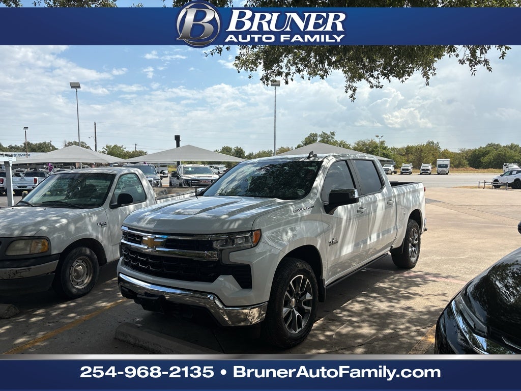 2023 Chevrolet Silverado LT