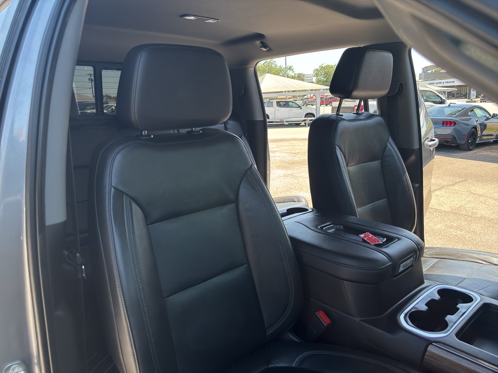 2020 Chevrolet Silverado 1500 4WD Crew Cab Short Bed RST