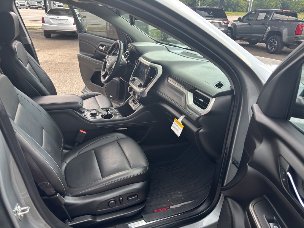 2023 GMC Acadia FWD SLT