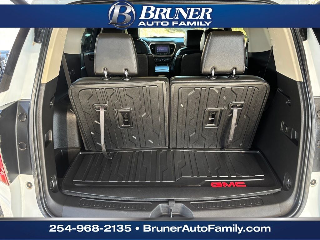 2022 GMC Acadia FWD Denali