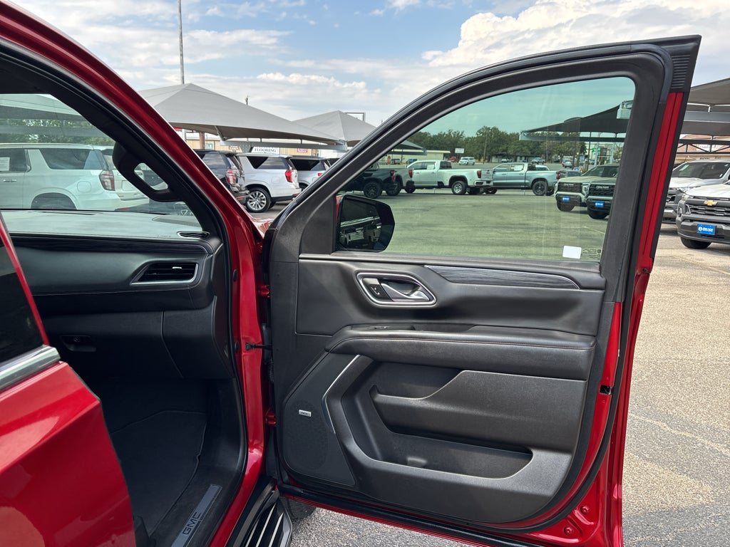 2021 GMC Yukon 4WD SLT
