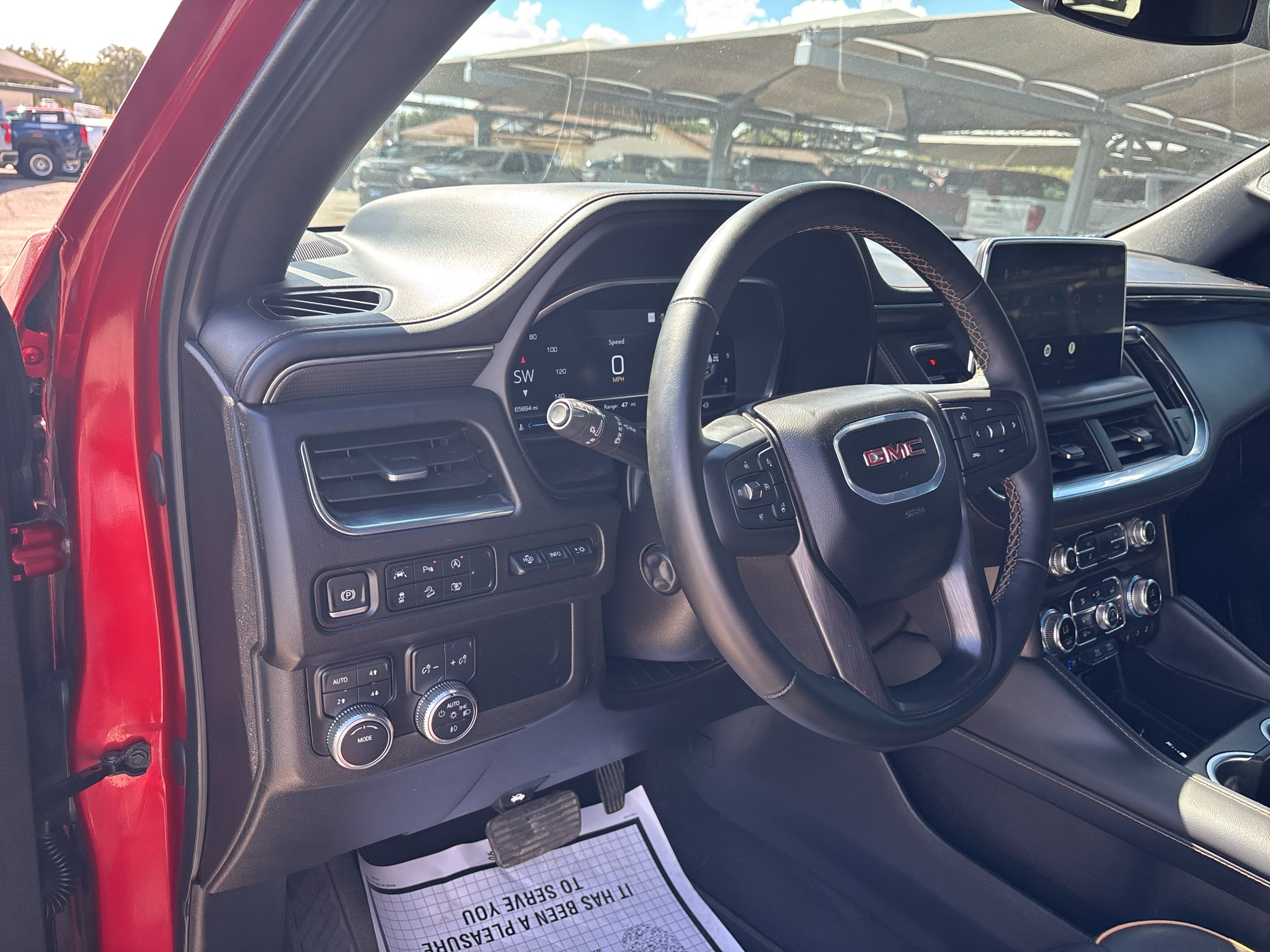 2024 GMC Yukon XL 4WD AT4