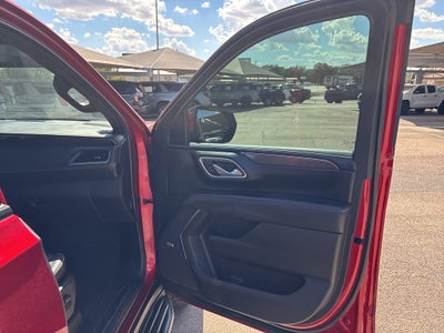 2024 GMC Yukon XL 4WD AT4