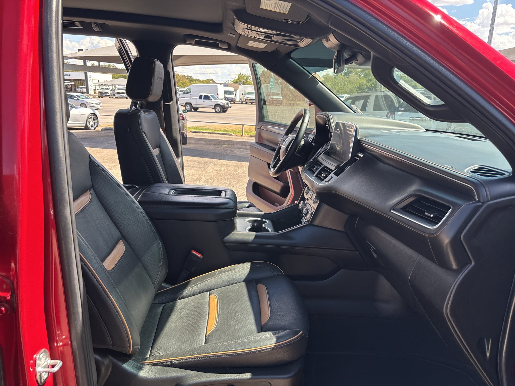 2024 GMC Yukon XL 4WD AT4